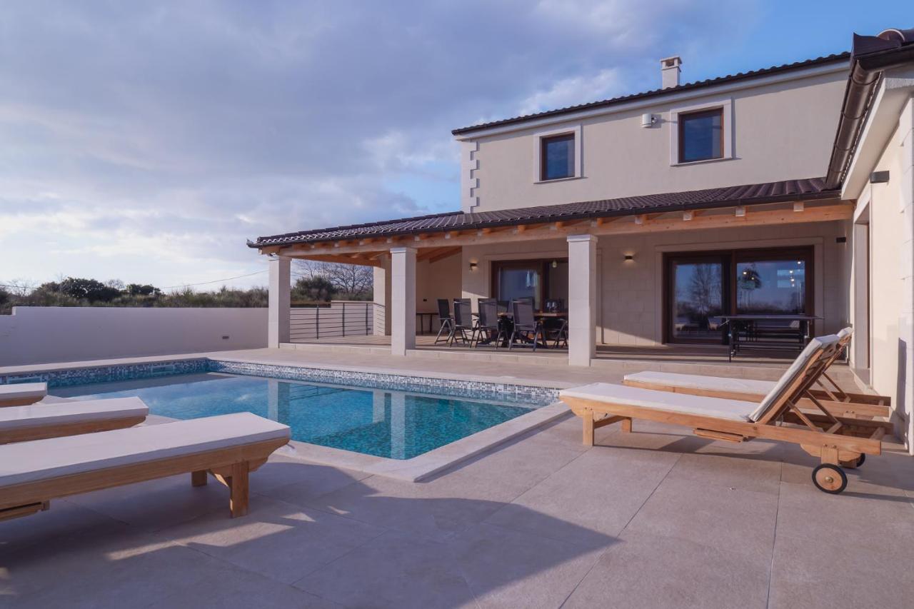 Villa Lydia Marcana Bagian luar foto