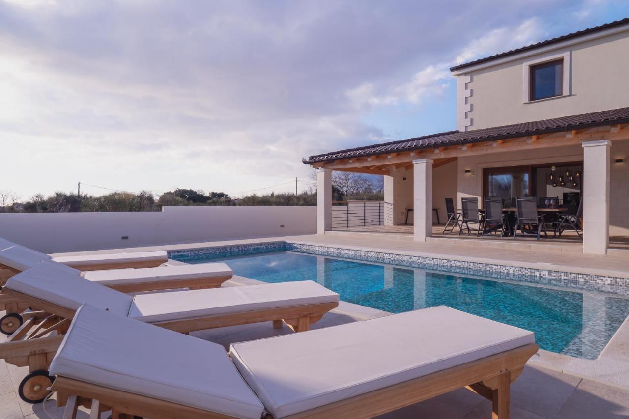 Villa Lydia Marcana Bagian luar foto