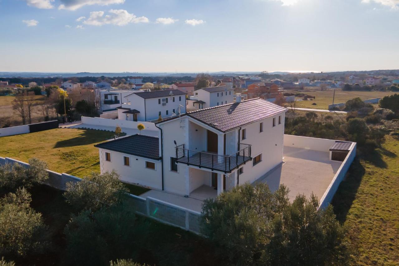 Villa Lydia Marcana Bagian luar foto